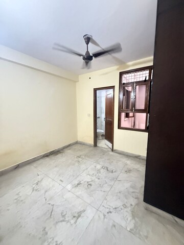 Room in 1 BHK Builder Floor at Chattarpur – for Rent