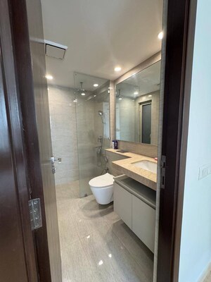 Master Bedroom in 2 BHK Apartment at Hiranandani Castle Rock, Powai – for Rent