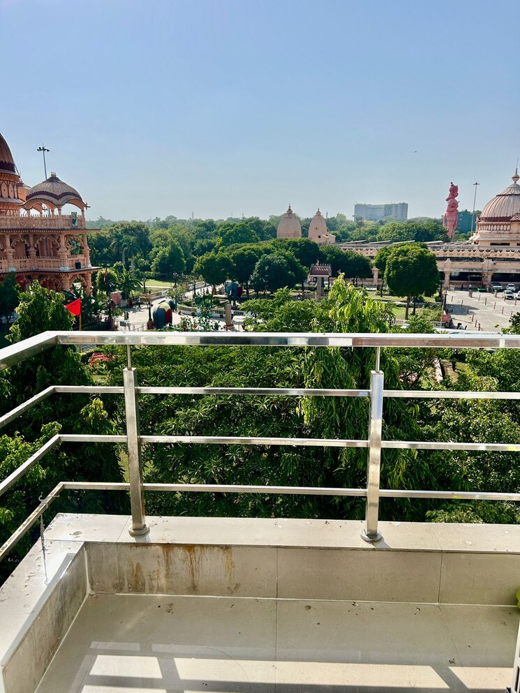 Exterior View, chattarpur  3 Acre Plot In Chattarpur Delhi 9271659