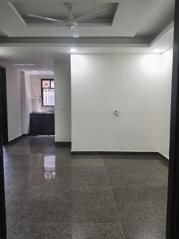 Room in 3 BHK Builder Floor at Chattarpur – for Rent