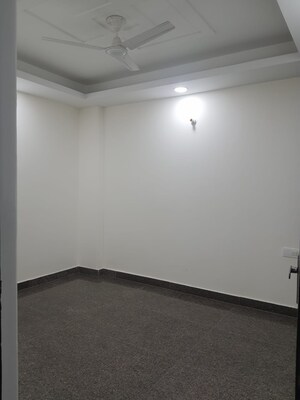 Room in 3 BHK Builder Floor at Chattarpur – for Rent