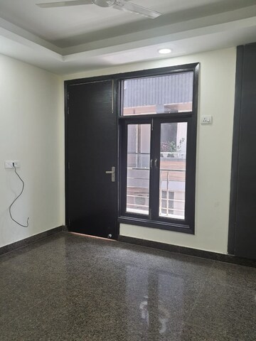 Room in 3 BHK Builder Floor at Chattarpur – for Rent