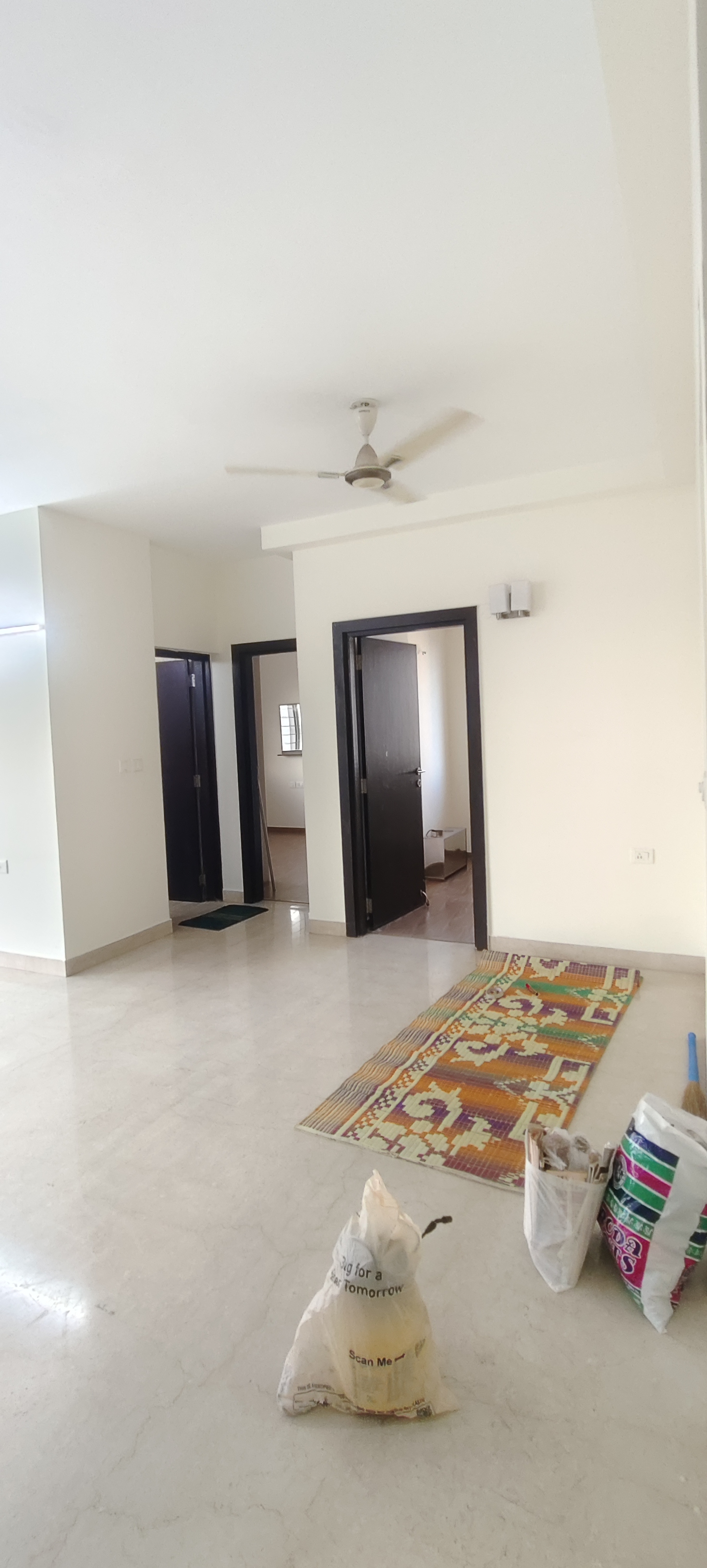 2.5 BHK 1350 Sq.Ft. Apartment in Prestige Misty Waters