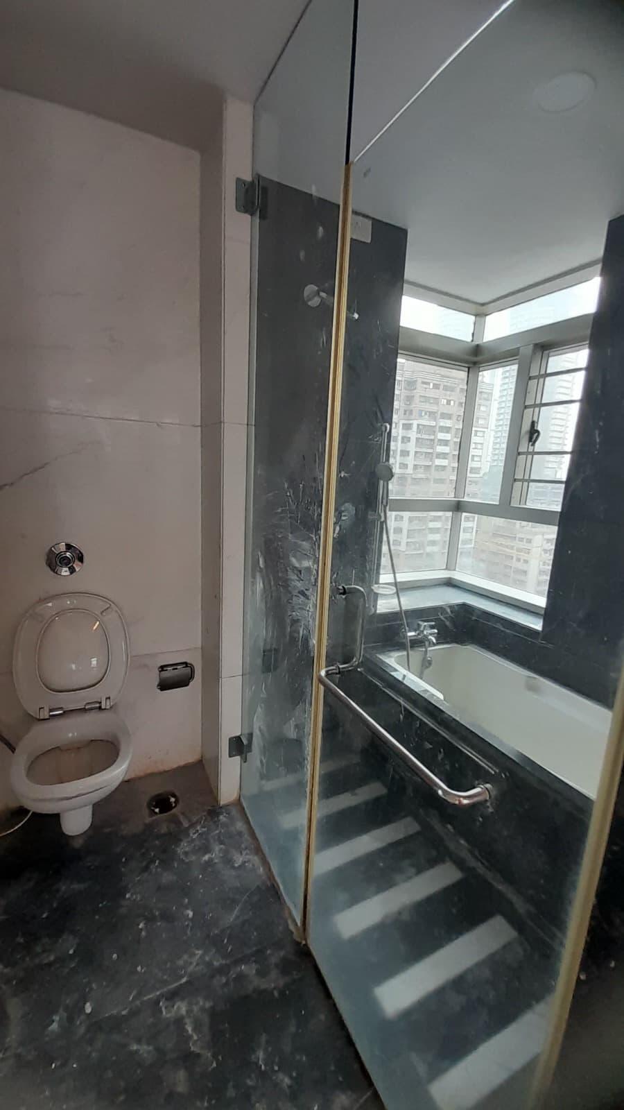 Bathroom, prabhadevi 4 Bedroom 3180 Sq.Ft. Apartment In Prabhadevi Mumbai 9271679