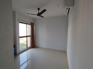 Room in 1 BHK Apartment at Lodha Palava Downtown, Dombivli East – for Rent