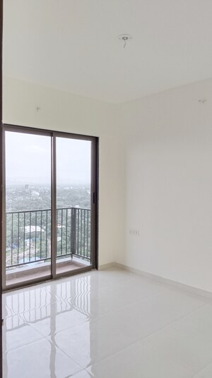 Room in 3 BHK Apartment at Runwal My City Phase II Cluster 05, Dombivli East – for Rent