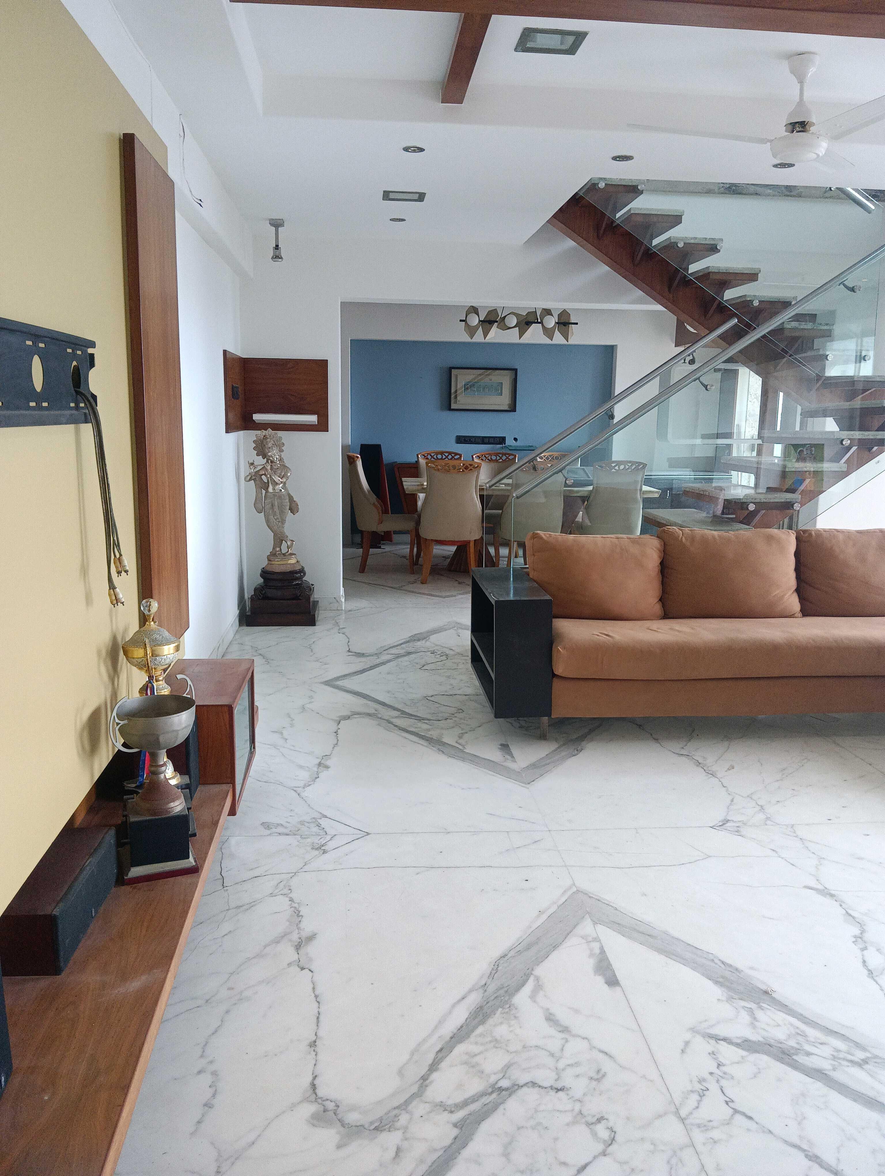 5 BHK + Servant Room Apartment For Rent in Prabhadevi, Mumbai