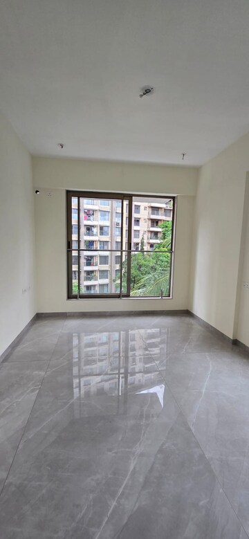 Room in 2 BHK Apartment at Chembur – for Rent