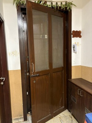 Furnished Amenities in 3.5 BHK Apartment at Prestige Misty Waters, Hebbal – for Rent