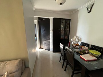 Living Room in 3 BHK Apartment at Grandeur Tower, Borivali East – for Rent