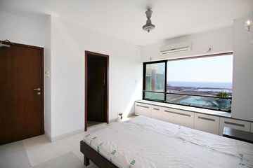 Bedroom in 2 BHK Apartment at Dharam Jyot Apartment Bandra, Bandra West – for Rent