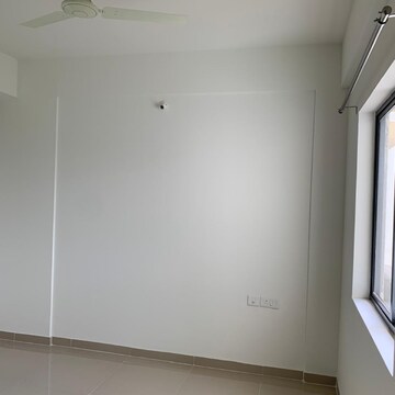 Room in 2 BHK Apartment at Peninsula Address One Phase 6, Mamurdi – for Sale
