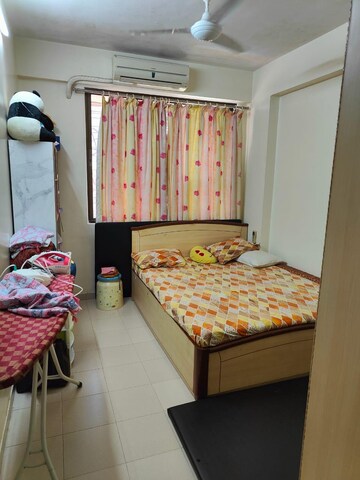 Bedroom in 2 BHK Apartment at Videocon Towers B CHS LTD, Kandivali East – for Sale