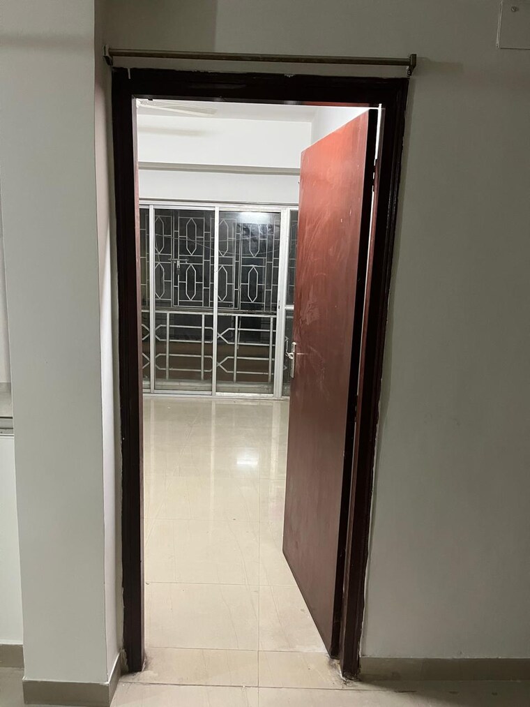 Room, diamond park 3 Bedroom 1288 Sq.Ft. Apartment In Diamond Park Kolkata 9271749