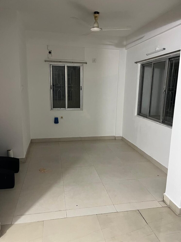 Room, diamond park 3 Bedroom 1288 Sq.Ft. Apartment In Diamond Park Kolkata 9271749