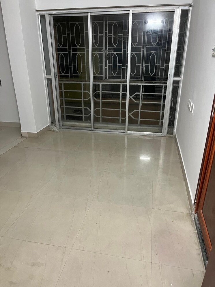 Room, diamond park 3 Bedroom 1288 Sq.Ft. Apartment In Diamond Park Kolkata 9271749