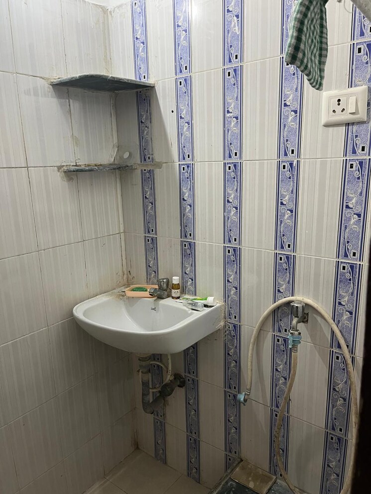 Bathroom, diamond park 3 Bedroom 1288 Sq.Ft. Apartment In Diamond Park Kolkata 9271749