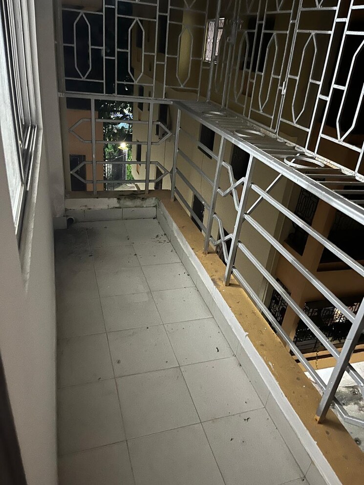 Balcony, diamond park 3 Bedroom 1288 Sq.Ft. Apartment In Diamond Park Kolkata 9271749