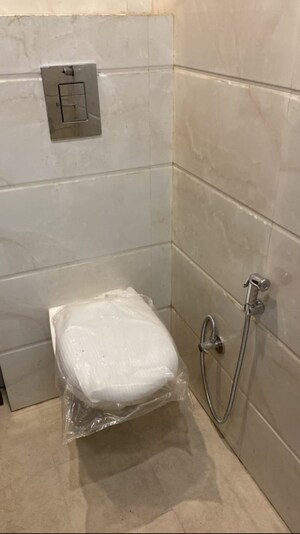 Bathroom in 1 BHK Apartment at Sector 23 Dwarka – for Rent