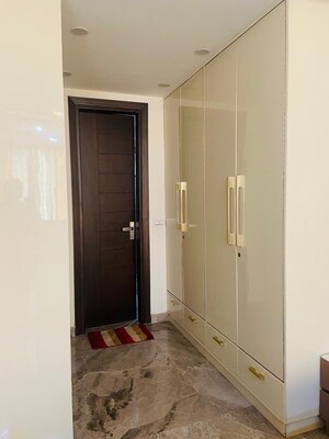 Room in 3.5 BHK Builder Floor at Ansal Sushant Lok I, Sector 43 – for Sale