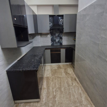 Kitchen in 1 BHK Builder Floor at Malviya Nagar – for Rent