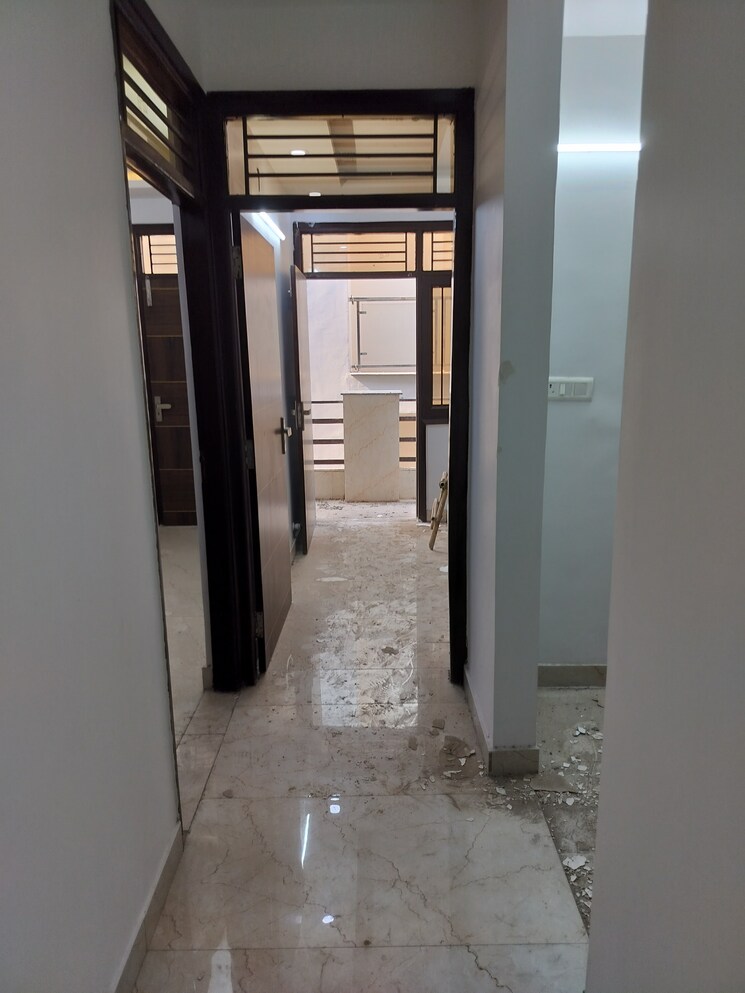 Other, sector 15 dwarka 3 Bedroom 1250 Sq.Ft. Builder Floor In Sector 15 Dwarka Delhi 9271769