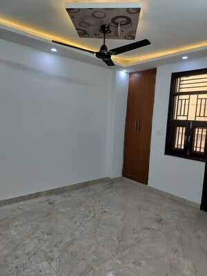 Room in 3 BHK Builder Floor at Sector 15 Dwarka – for Sale