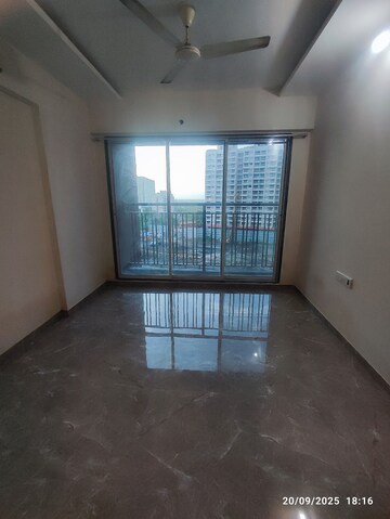 Room in 2 BHK Apartment at SB Blu Pearl, Virar West – for Rent