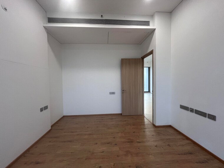 Room, rustomjee-crown 4 Bedroom 2200 Sq.Ft. Apartment In Prabhadevi Mumbai 9271789