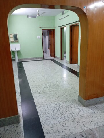 Room in 3 BHK Builder Floor at Indiranagar – for Rent