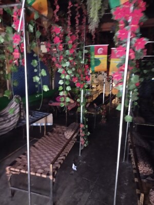  Shop For Rent in Kurla West