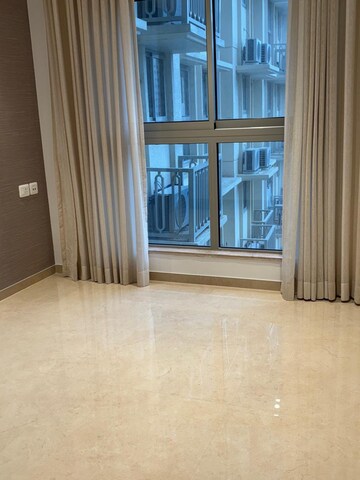 Master Bedroom in 2 BHK Apartment at Hiranandani Highland, Powai – for Rent