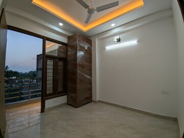 Master Bedroom in 2 BHK Builder Floor at Saket – for Rent