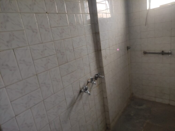 Bathroom, rasta peth 1 Bedroom 615 Sq.Ft. Apartment In Rasta Peth Pune 9271868