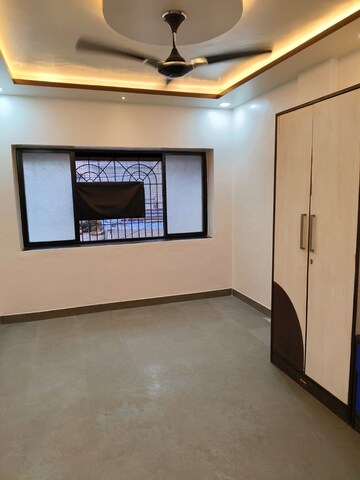 Room in  Office Space at Guruwar Peth – for Rent