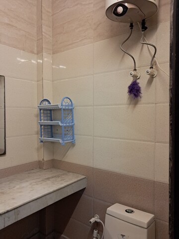 Attached Bathroom in 1 RK Independent House at RWA Apartments Sector 41, Sector 41 – for Rent