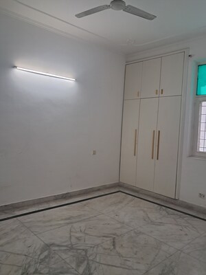 Furnished Amenities in 3 BHK Independent House at Eldeco Ananda, Sector 48 – for Rent