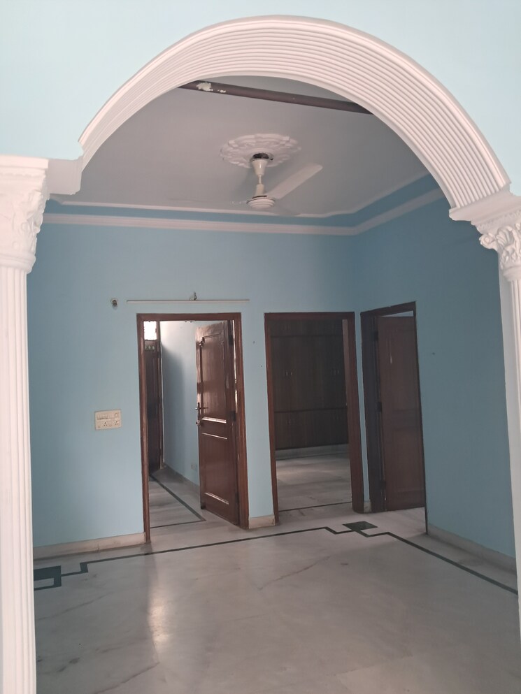 undefined, sai-homes-sector-49 2 Bedroom 200 Sq.Mt. Independent House In Sector 49 Noida 9271889