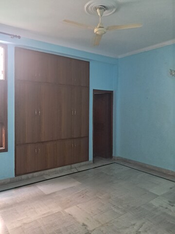 Furnished Amenities in 2 BHK Independent House at Sai Homes Sector 49, Sector 49 – for Rent