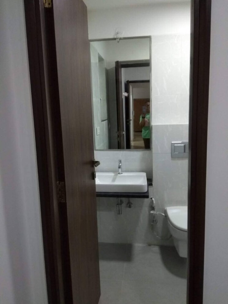 Bathroom, omkar-ananta 2 Bedroom 1050 Sq.Ft. Apartment In Goregaon East Mumbai 9271905