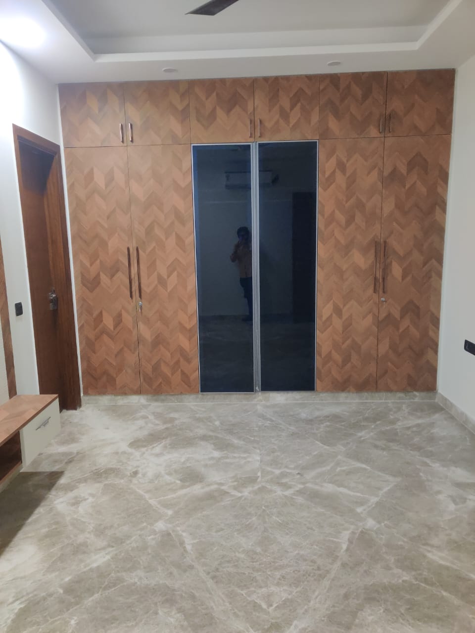 Office Space For Rent in Spacious Commercial 