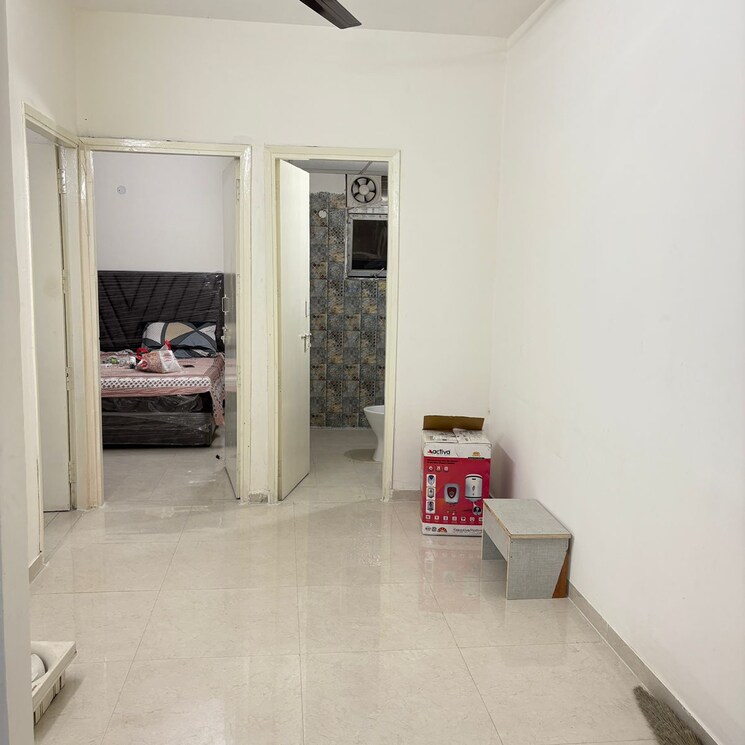 Room, signature-global-the-millennia 2 Bedroom 601 Sq.Ft. Apartment In Garoli Kalan Gurgaon 9271912