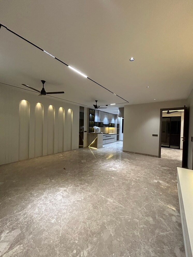 Room, unitech-greenwood-city-apartment 5 Bedroom 4500 Sq.Ft. Builder Floor In Sector 45 Gurgaon 9271918