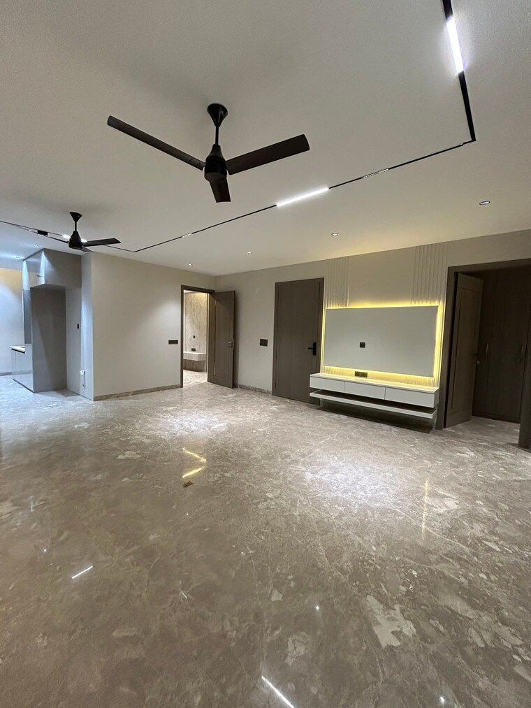 Room, unitech-greenwood-city-apartment 5 Bedroom 4500 Sq.Ft. Builder Floor In Sector 45 Gurgaon 9271918