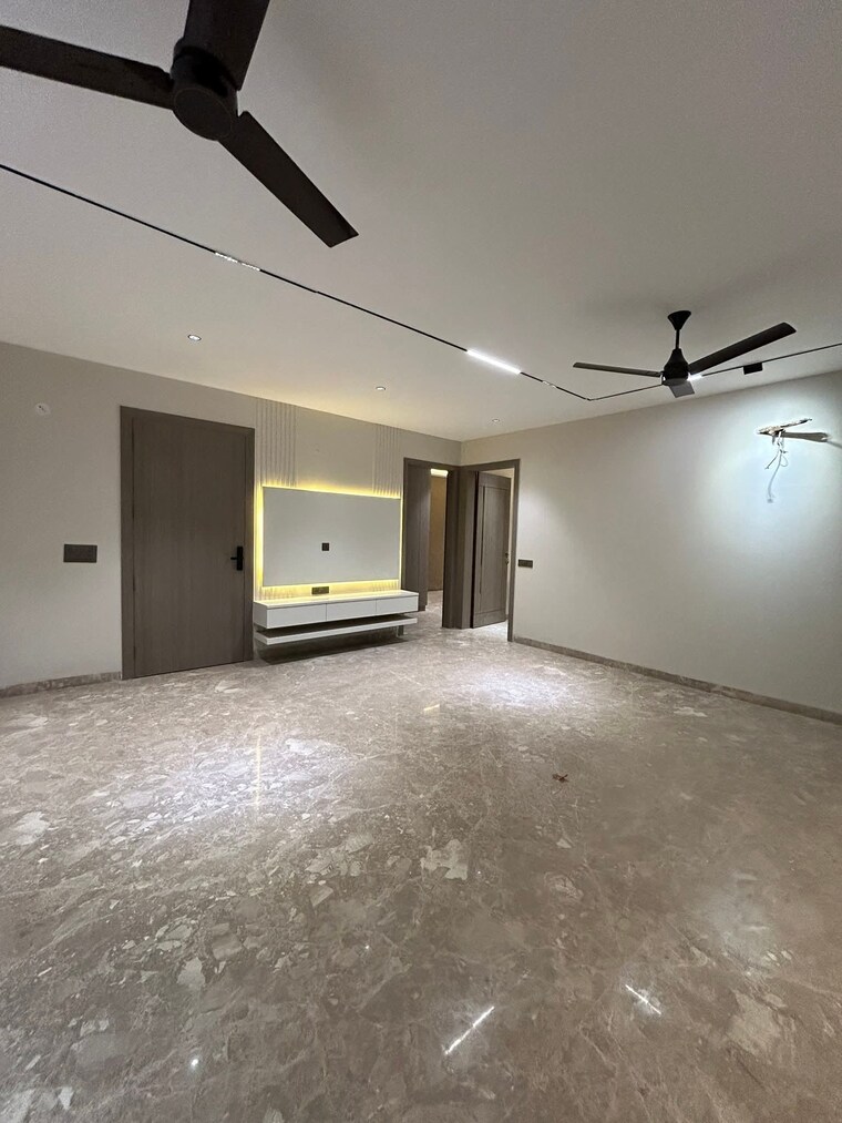 Room, unitech-greenwood-city-apartment 5 Bedroom 4500 Sq.Ft. Builder Floor In Sector 45 Gurgaon 9271918