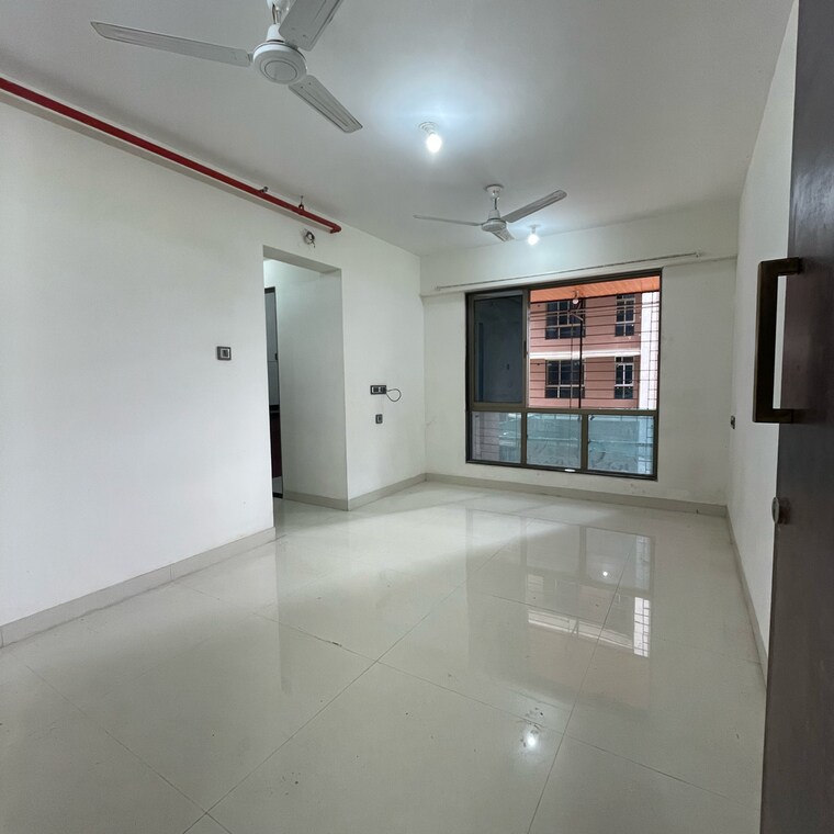 Room, malad east 2 Bedroom 650 Sq.Ft. Apartment In Malad East Mumbai 9271920