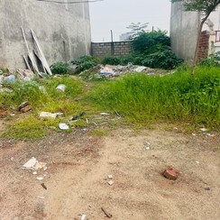 Plot For Sale in Dream Square Property 