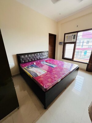 Bedroom in 3 BHK Builder Floor at Sushant Lok 2, Sector 57 – for Rent