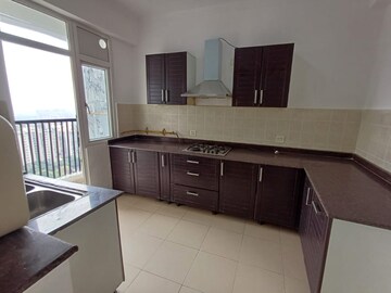 Kitchen in 3 BHK Builder Floor at Shouryapuram, Lal Kuan – for Sale