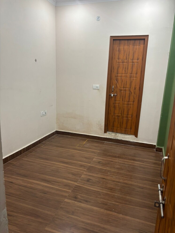 Room, anee-shakti-apartment 2 Bedroom 1055 Sq.Ft. Apartment In Chinhat Lucknow 9271963